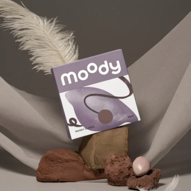 moody_Classic_DARK_NIGHTINGALE_1_DAY_GREY_10__3
